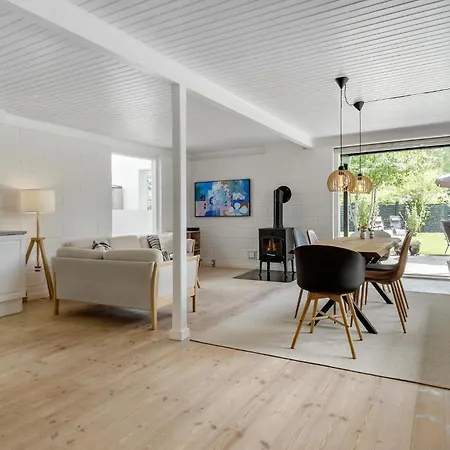 3 Bedroom Cozy In Casa vacanze *